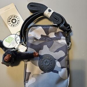 NWT Kipling Crossbody phone holder Gray Camo